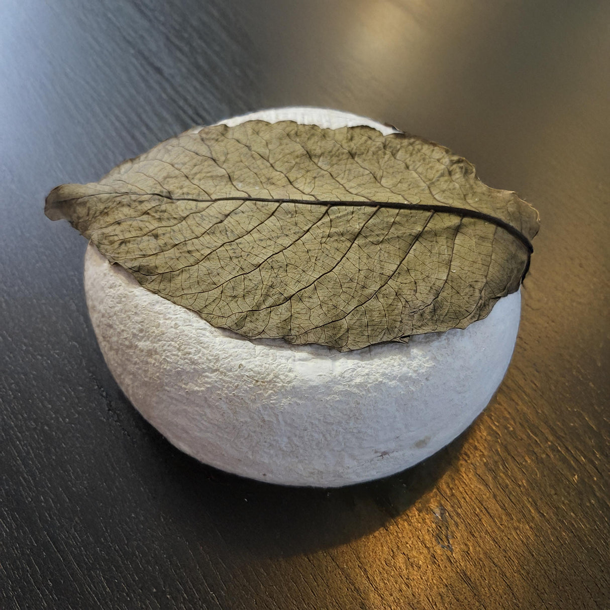 Formaggio Misto Stagionato in Foglie di Noci