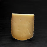 Formaggio Misto Stagionato in Foglie di Noci
